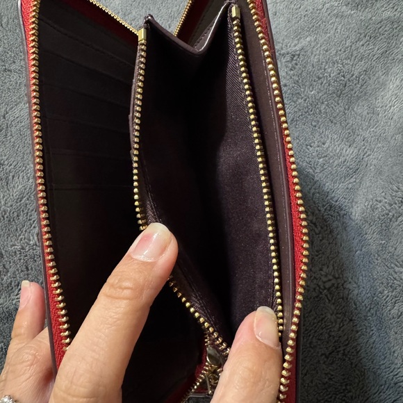 Coach medium pebbled leather ID Zip Wallet - Picture 4 of 5